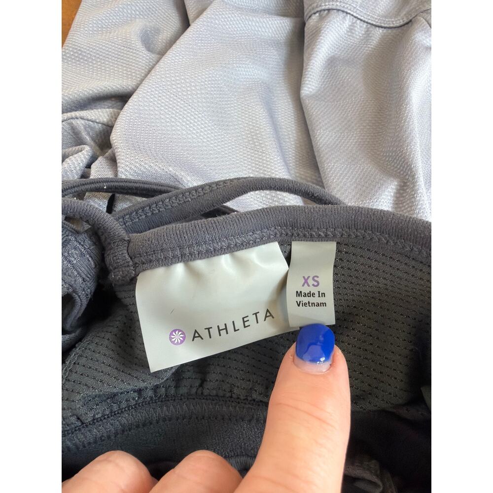 Athleta Grey Black Built-In Bra Athletic Workout Camisole Tank Top Size XS - Picture 4 of 6
